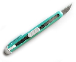 Kniv NT 30 grader olika färger