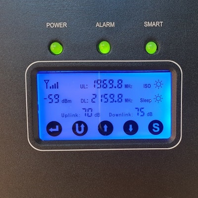 MobilePartners 3G-repeater för det mellanstora kontoret +30dBm