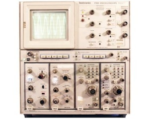 Tektronix 7104, 1GHz Oscilloscope Mainframe