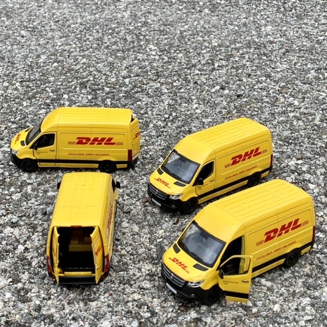 Mercedes-Benz Sprinter DHL 12 cm, 1:48