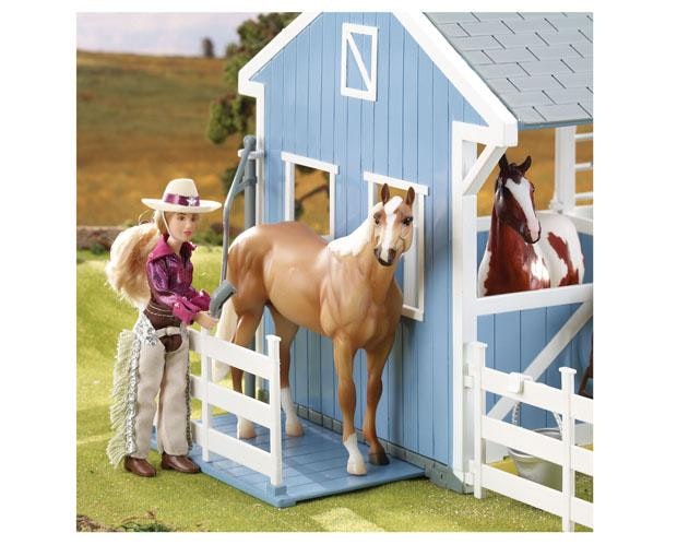 Stall 27 cm (Breyer)