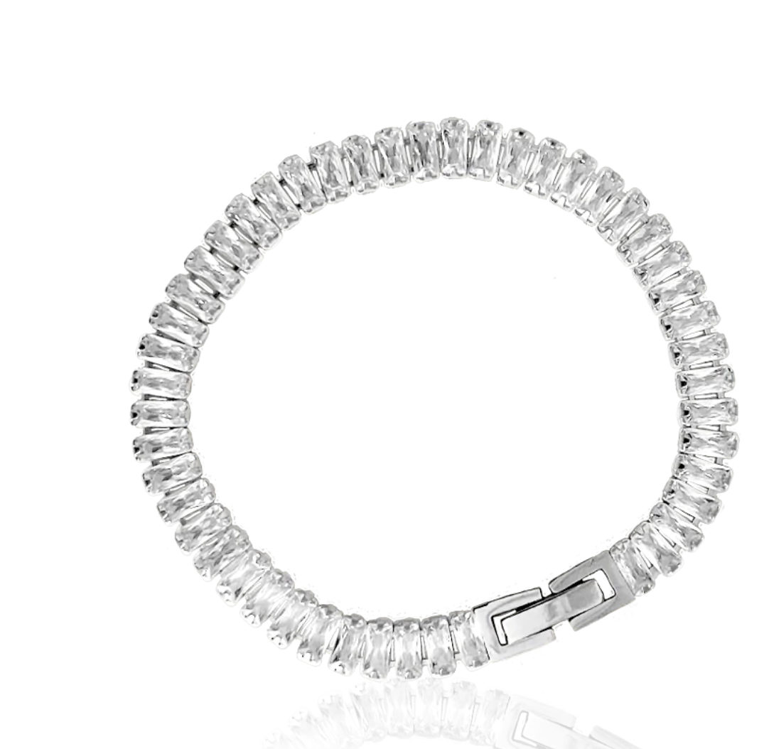 Domino crystal bracelet from Ioaku