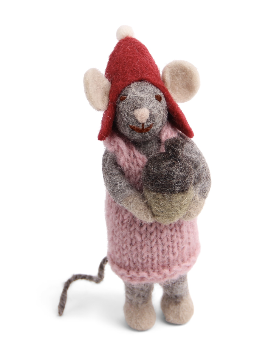 Crafts of tufted wool mouse with pink dress
