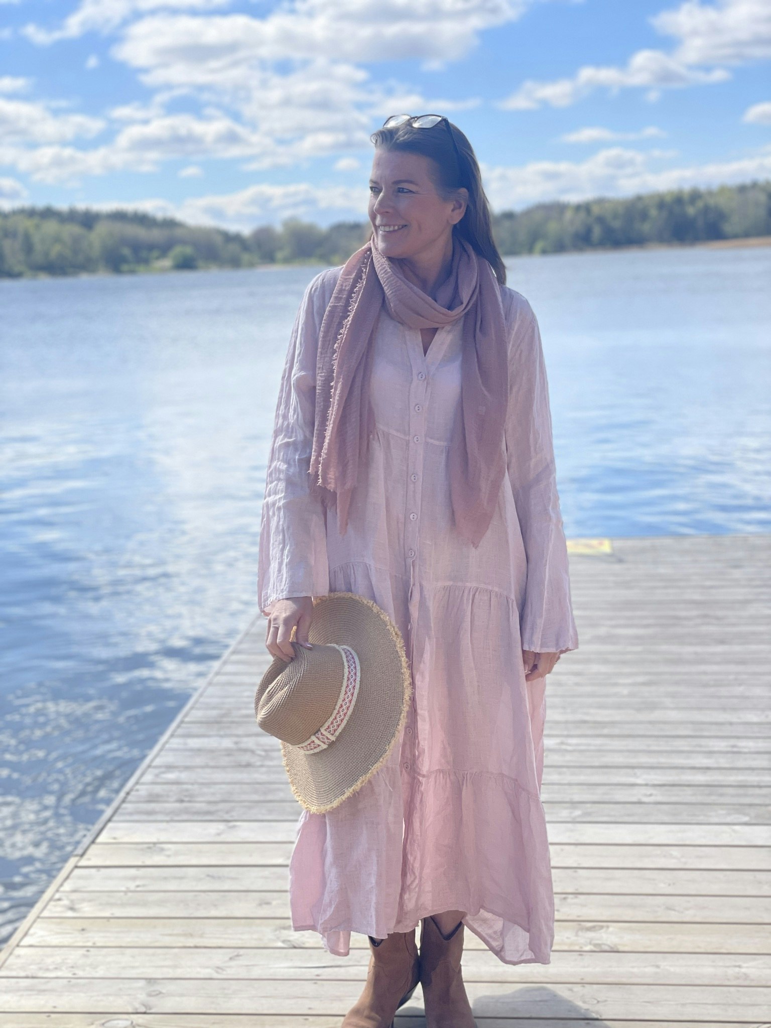 Maxiklänning free spirit med knappar rosa
