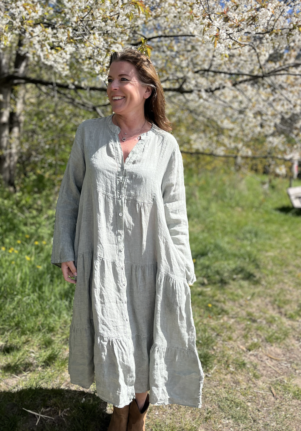 Maxiklänning free spirit med knappar grön