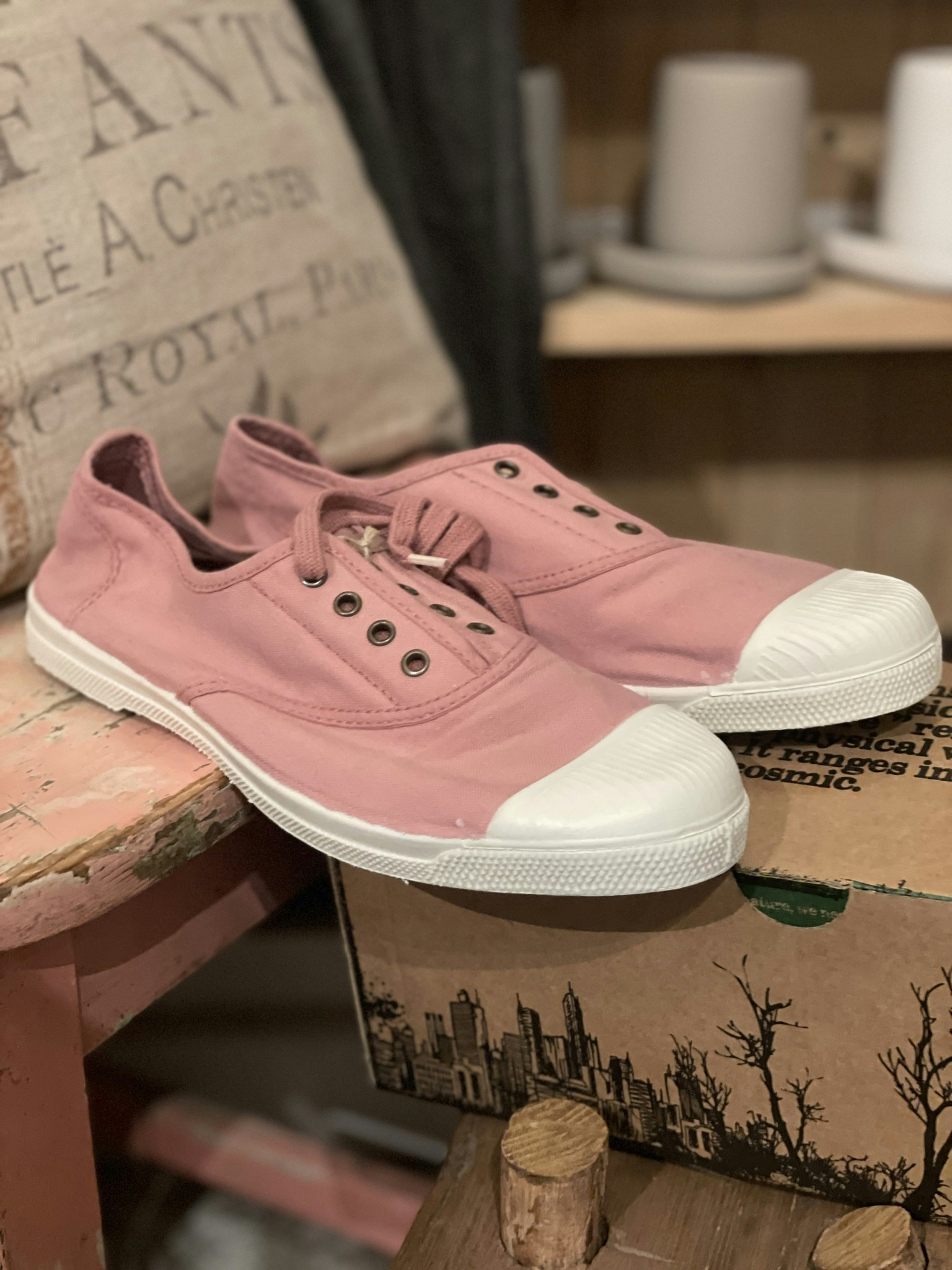 Natural world slip in skor rosa