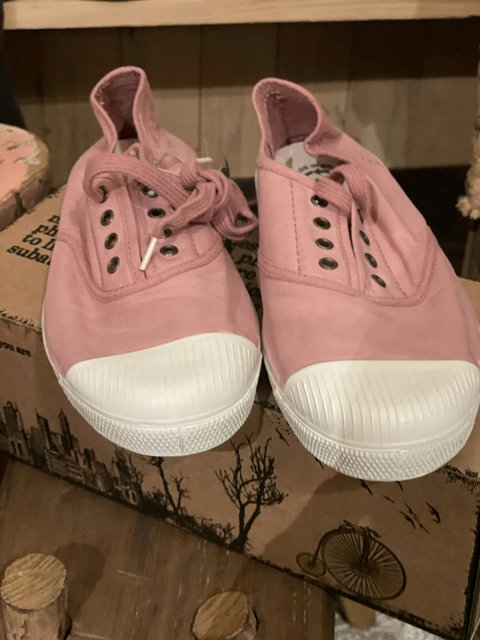 Natural world slip in skor rosa