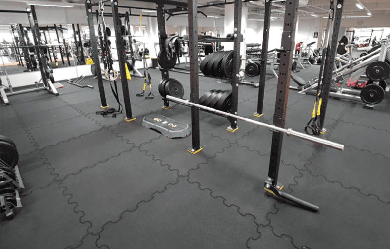Matta på golvet i gymmet