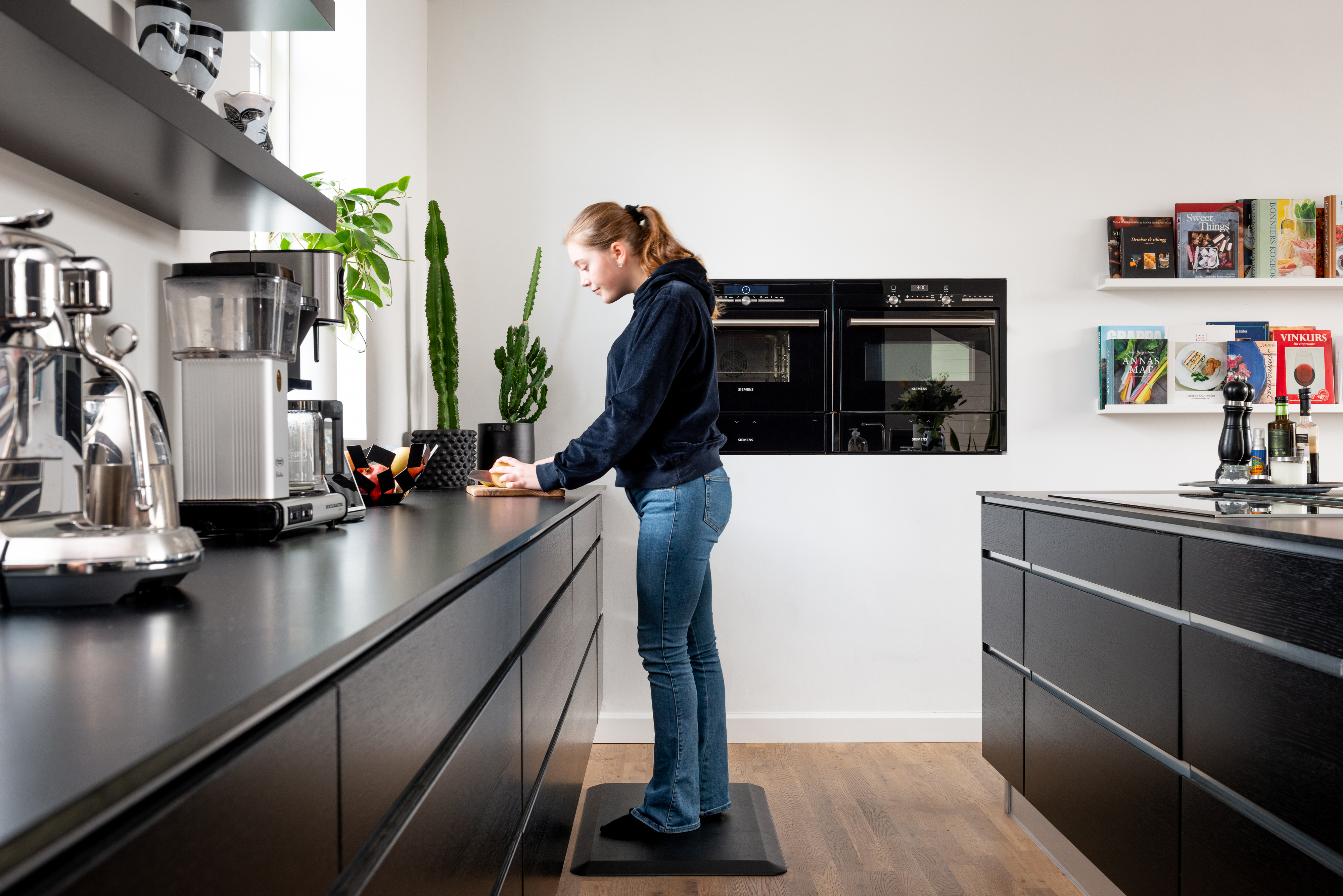 Home-Step Ergonomiskmatta för kök, tvättstuga svart 51x99cm