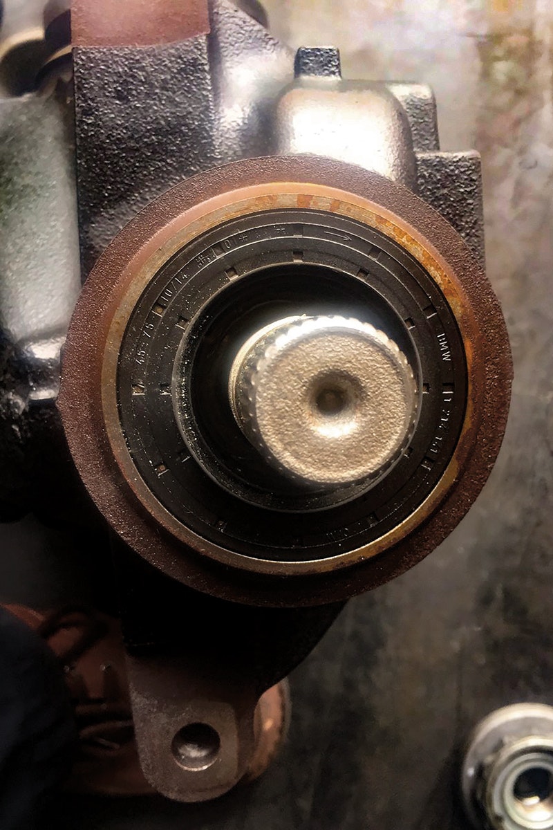 Pinjongaxelhylsa 34 Spline - för BMW-differential