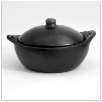 lergryta för långkok från karott i svart keramik