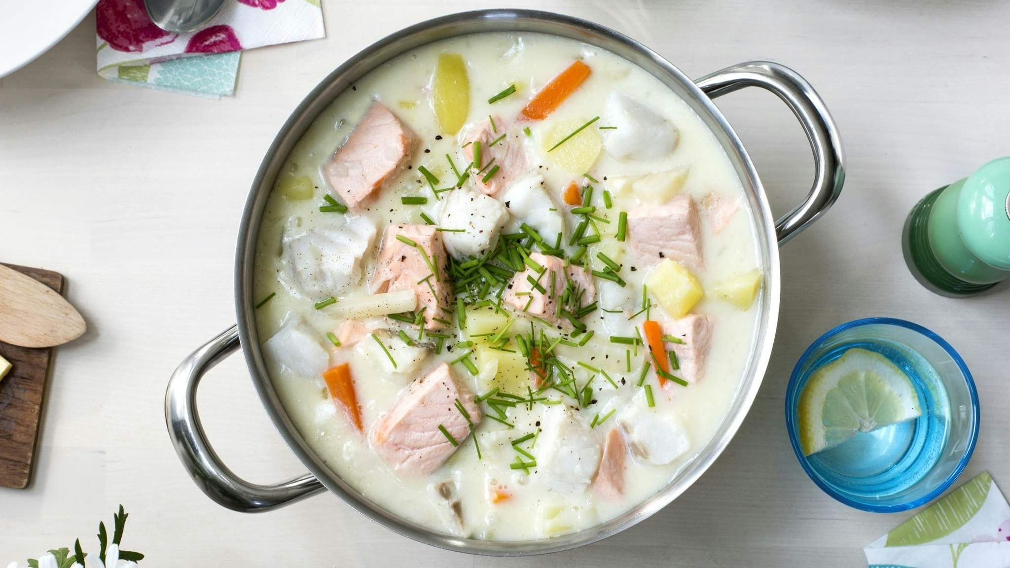 KREMMET FISKESUPPE