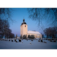 Stora Mellösa kyrka vinter