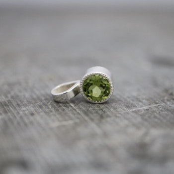 "Liljekonvalj" Silverhänge med peridot