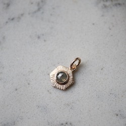 "Sol" Hänge med grå rosenslipad diamant
