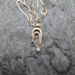 "Art Deco" Hänge med diamant och safir