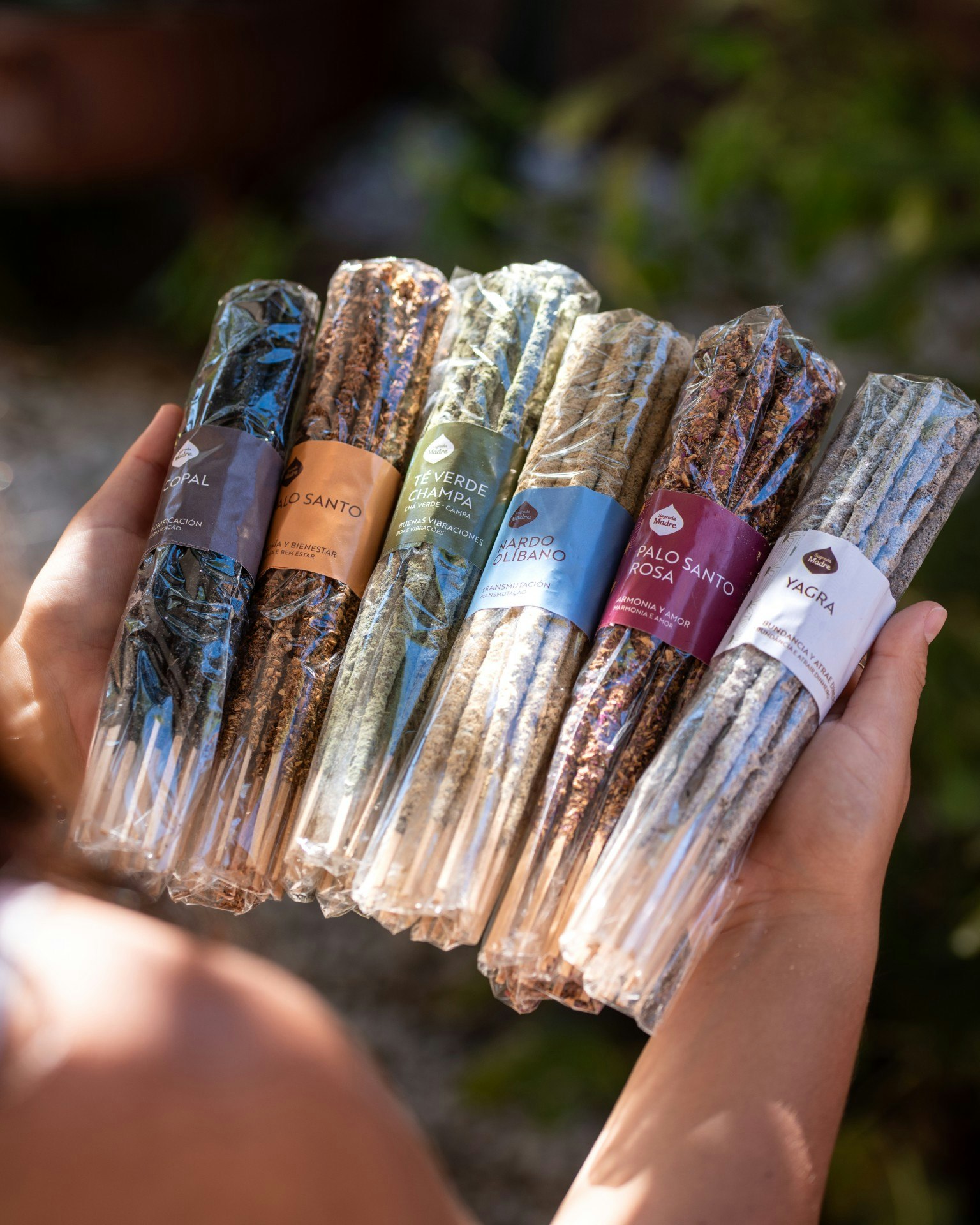 Sagrada Madre Line x 20 (Savings Pack) - Palo Santo & Ingefära, rökelsepinnar