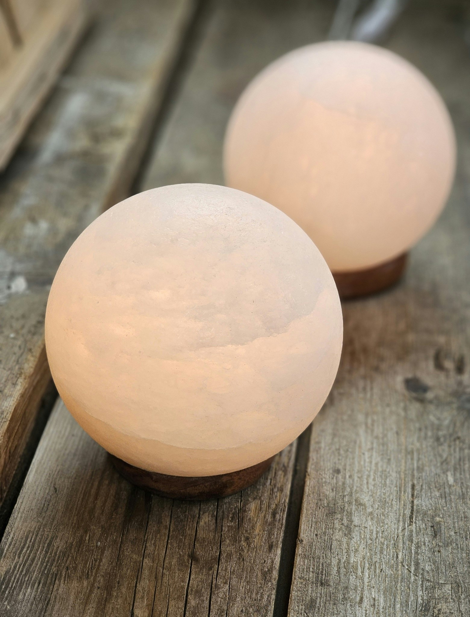Himalaya Saltkristall, lampa vit klot -30% p.g.a. skada/annat