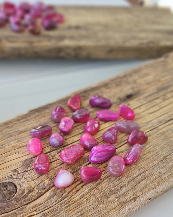 Rosa Agat, små trumlade