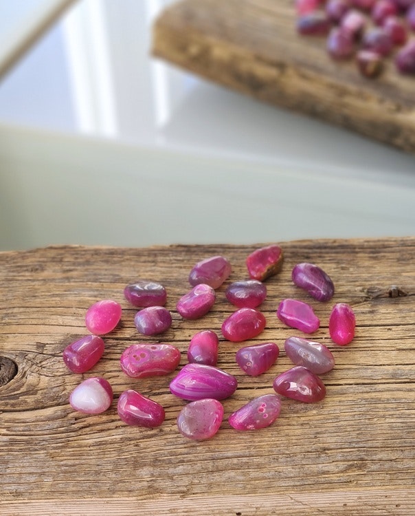 Rosa Agat, små trumlade