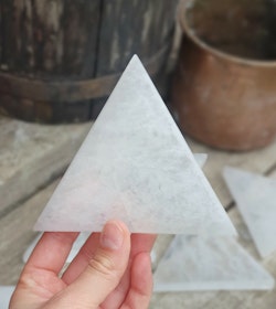 Vit Selenit, triangel (laddningsplatta)