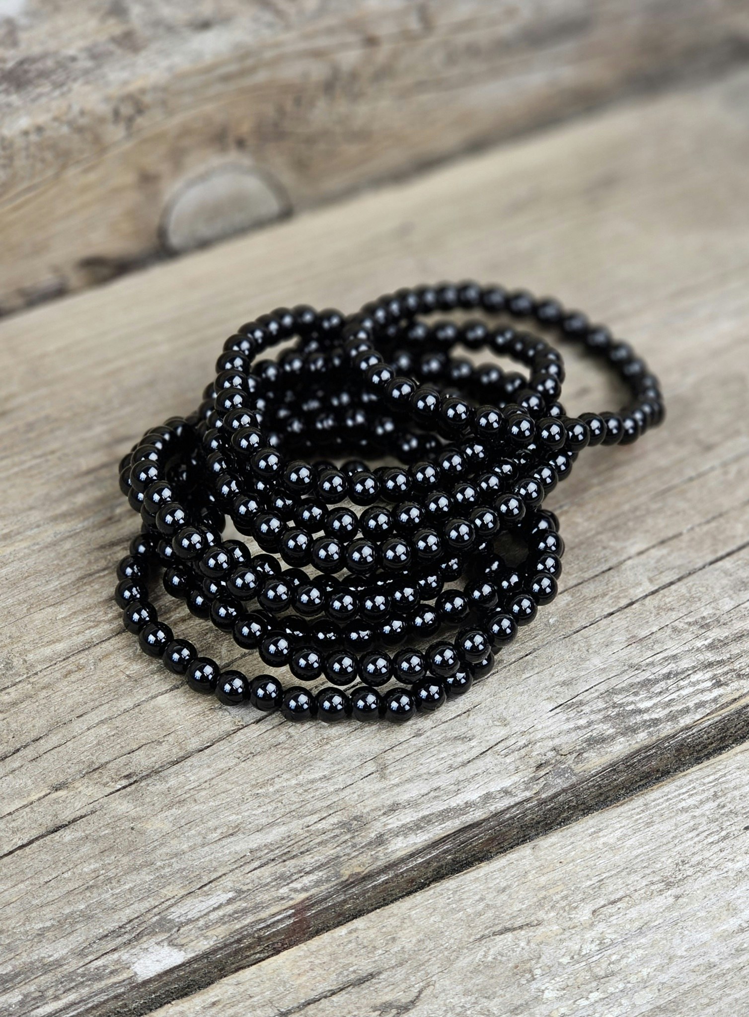 Svart Obsidian, armband 6mm runda pärlor - KristallerStenar