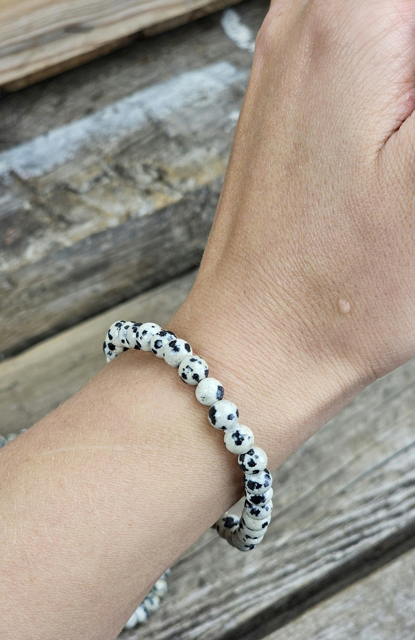 Dalmatinerjaspis, armband 6mm runda pärlor