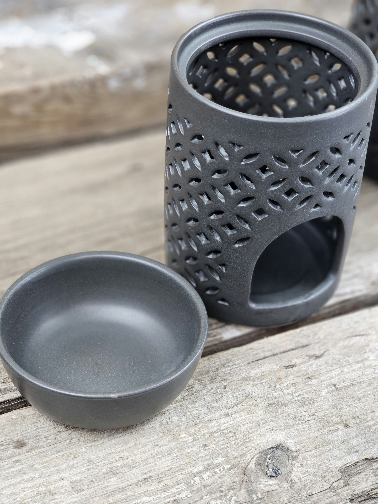Oljebrännare, Aroma diffuser svart keramik med mönster