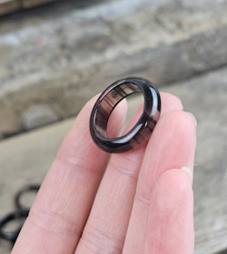 Klotställ, Obsidian ring