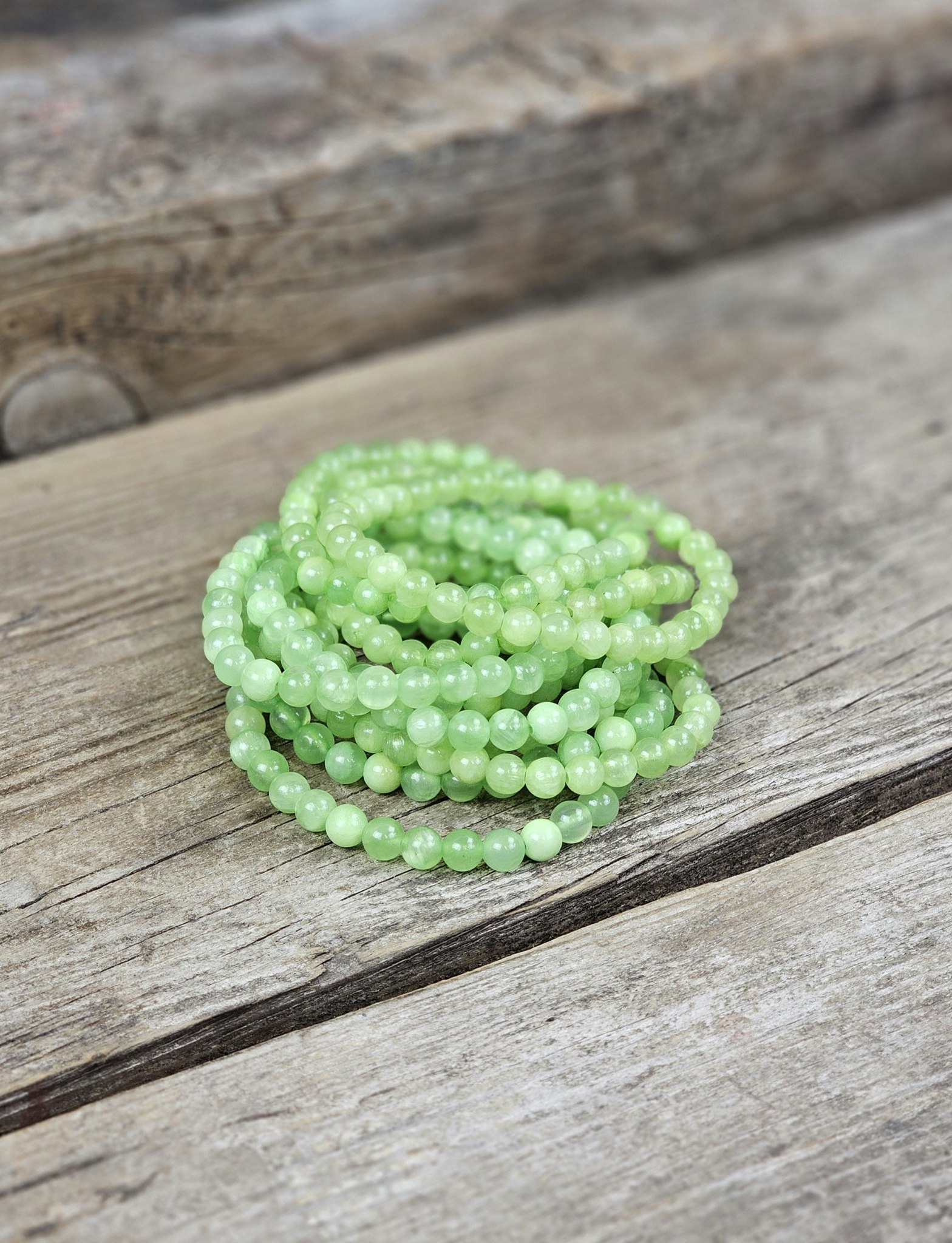 Grön Kalcit, armband 6mm runda pärlor