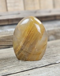 Golden Healer, polerad kristall stående friform #1