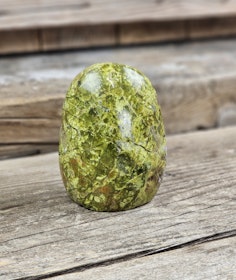 Grön Opal, polerad kristall stående friform #9