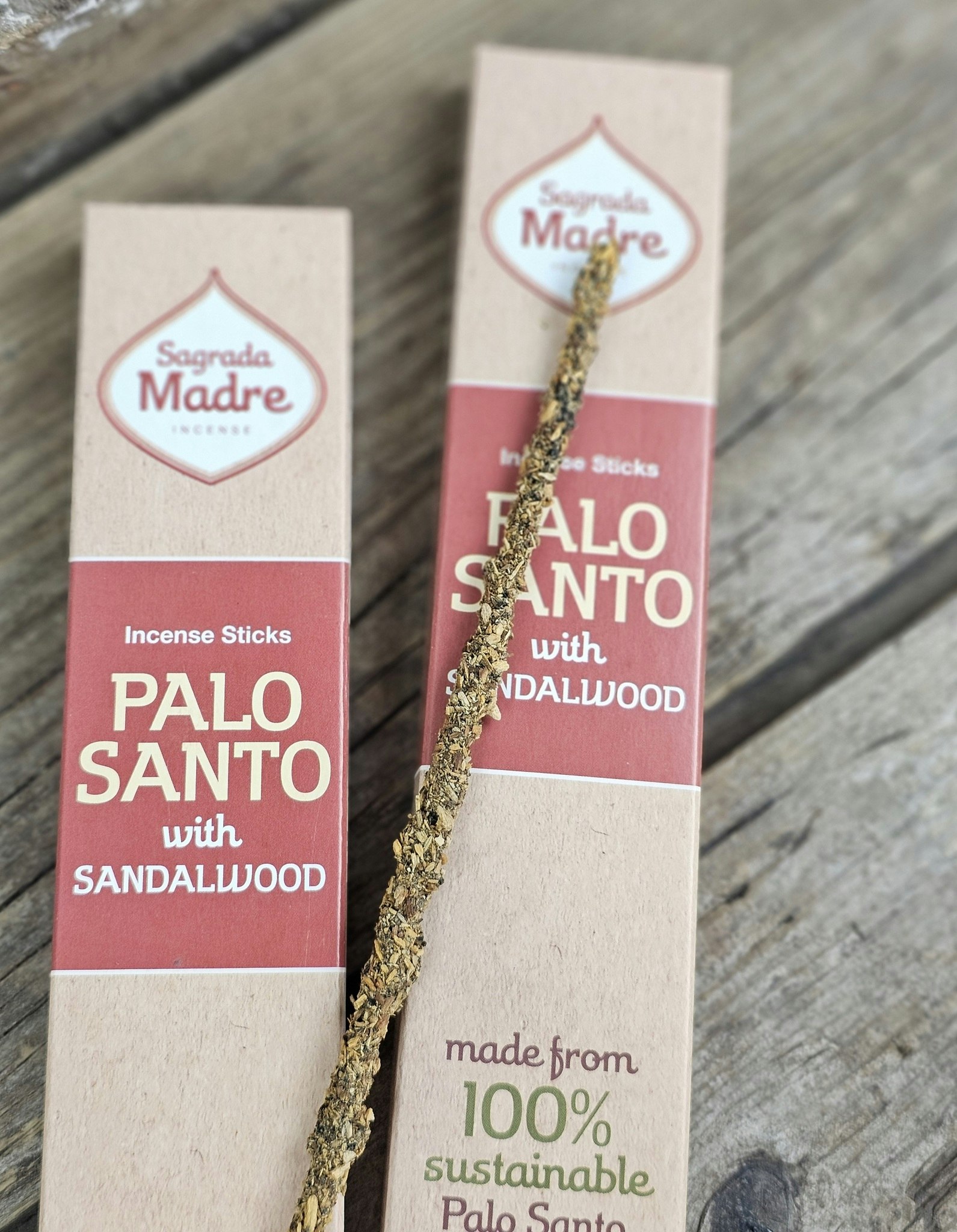 Sagrada Madre - Palo Santo med Sandalwood, rökelsepinnar