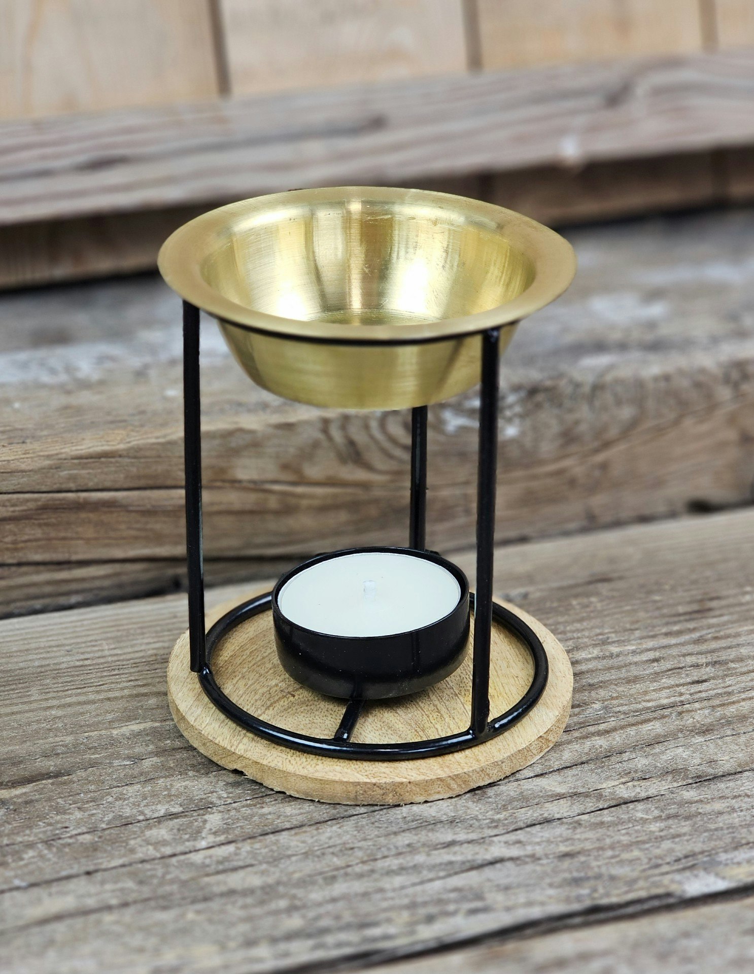 Aromalampa Classic, diffuser svart/guld med träunderlägg