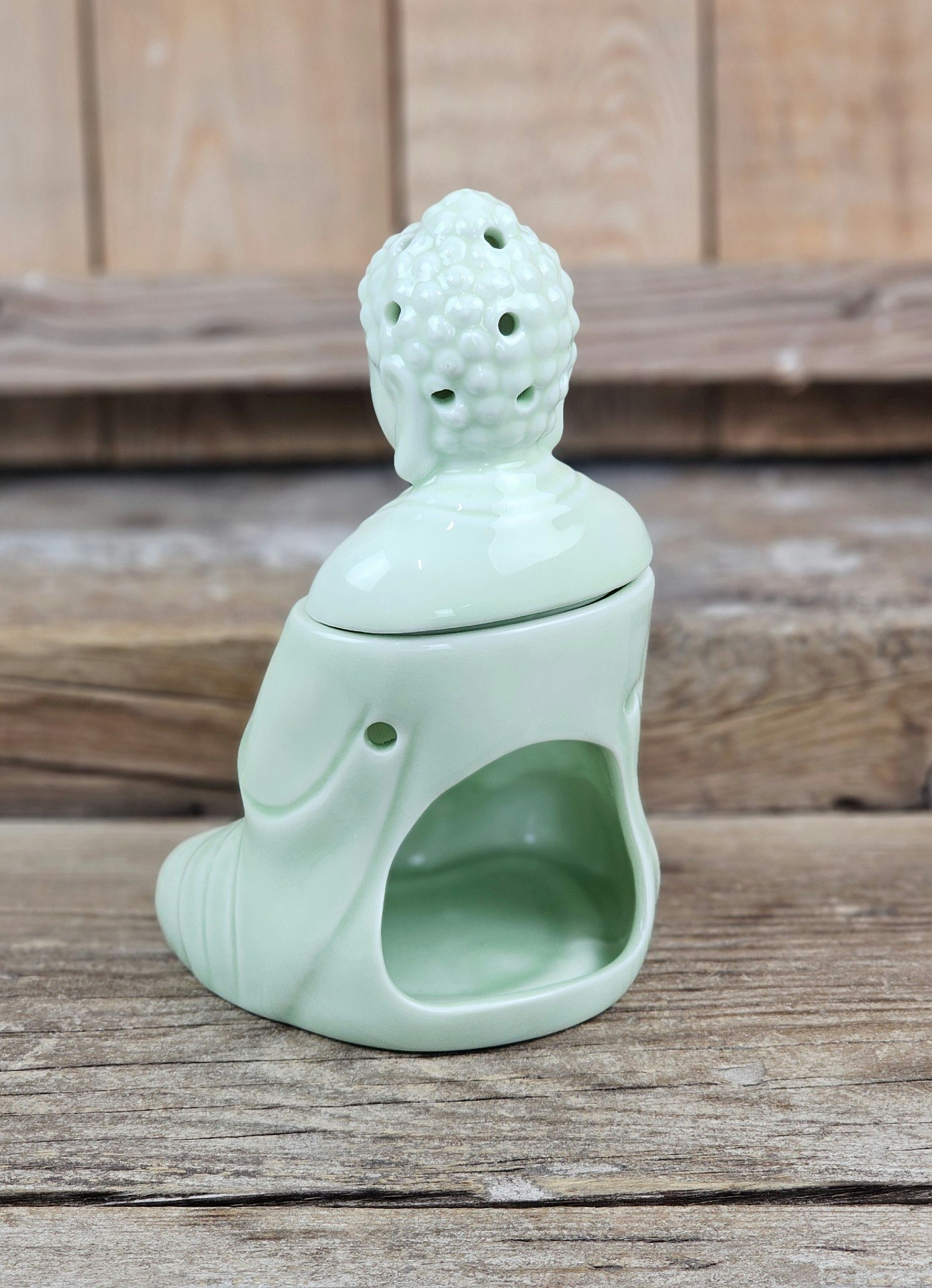 Aromalampa, diffuser ljusgrön keramik sitting Buddha