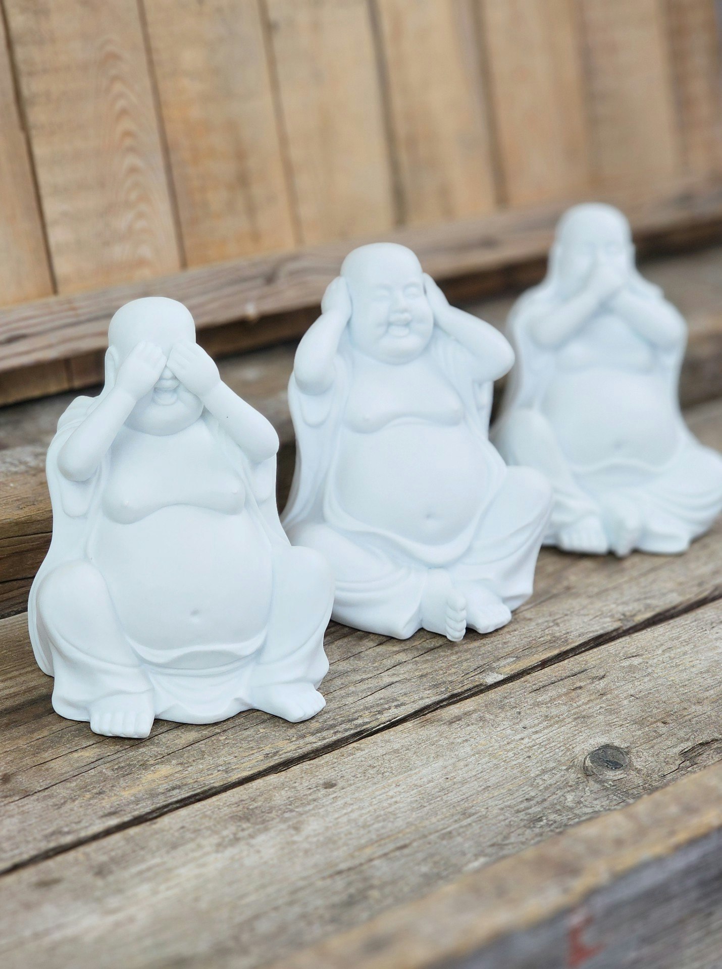 Aromalampa, diffuser vit keramik stor Buddha x3 (inte se/höra/tala) utgående