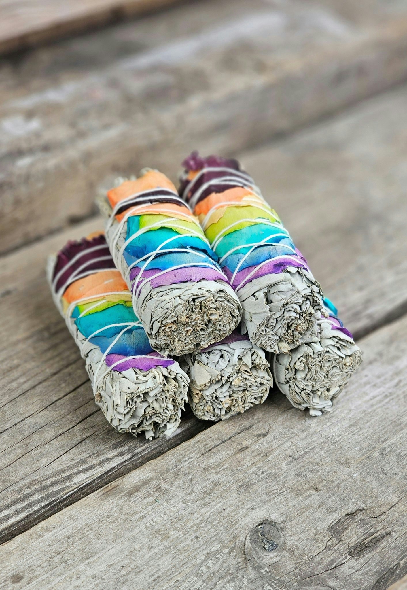 Vit Salvia med Chakra Rosenblad