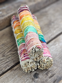 Vit Salvia med Chakra Rosenblad, extra stor