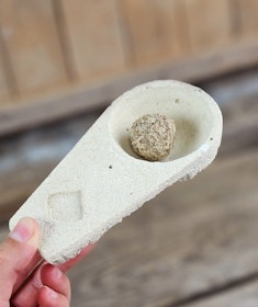 Rökelsehållare, Sahumador Sagrado creme