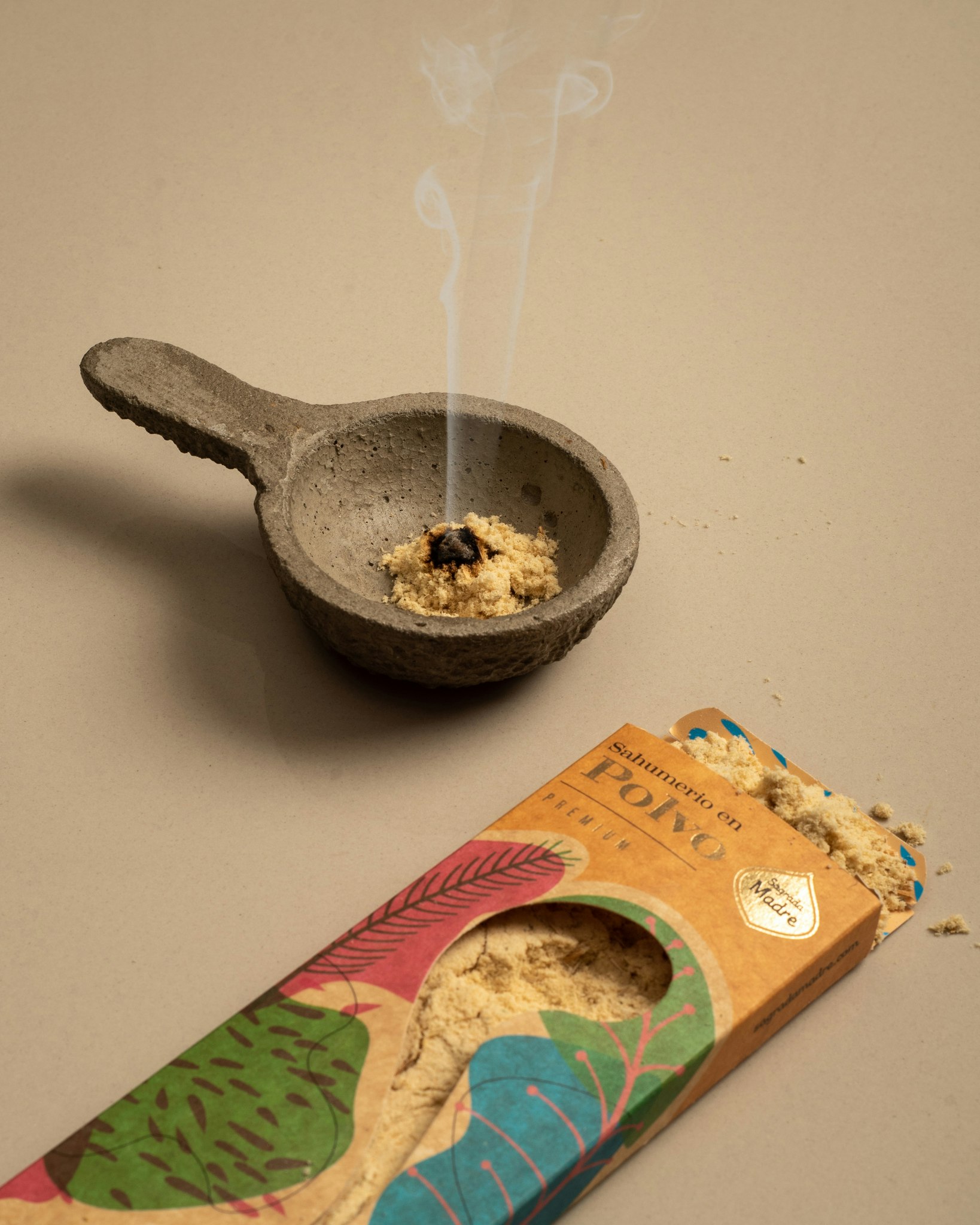 Sagrada Madre - Energy Cleansing Frankincense & Örter, rökelsepulver