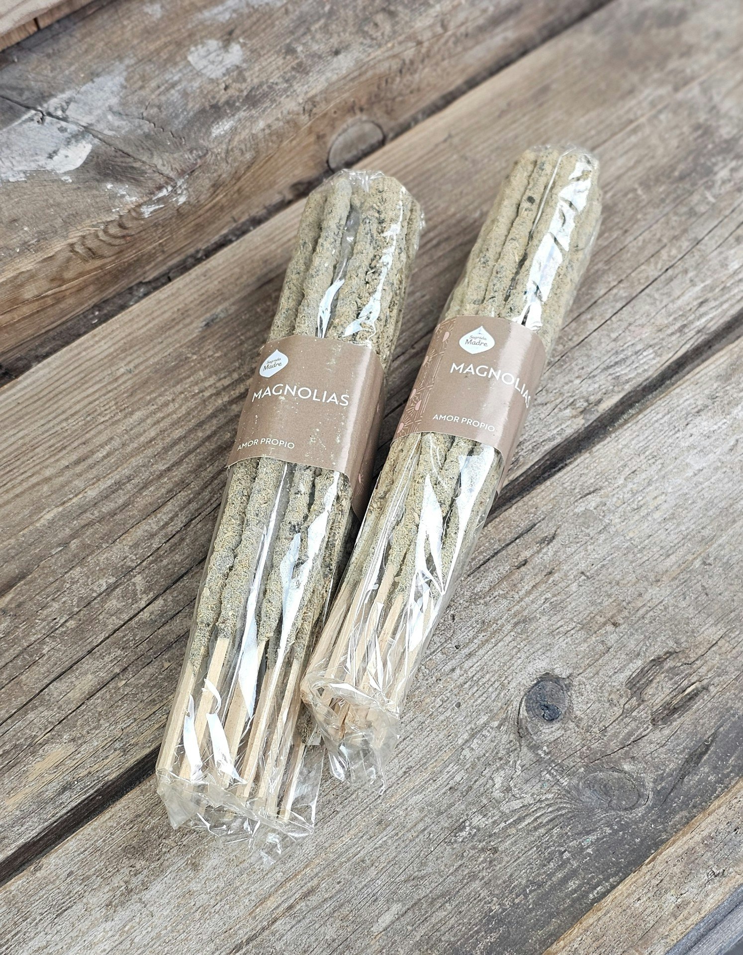 Sagrada Madre Line x 20 (Savings Pack) - Magnolia, rökelsepinnar