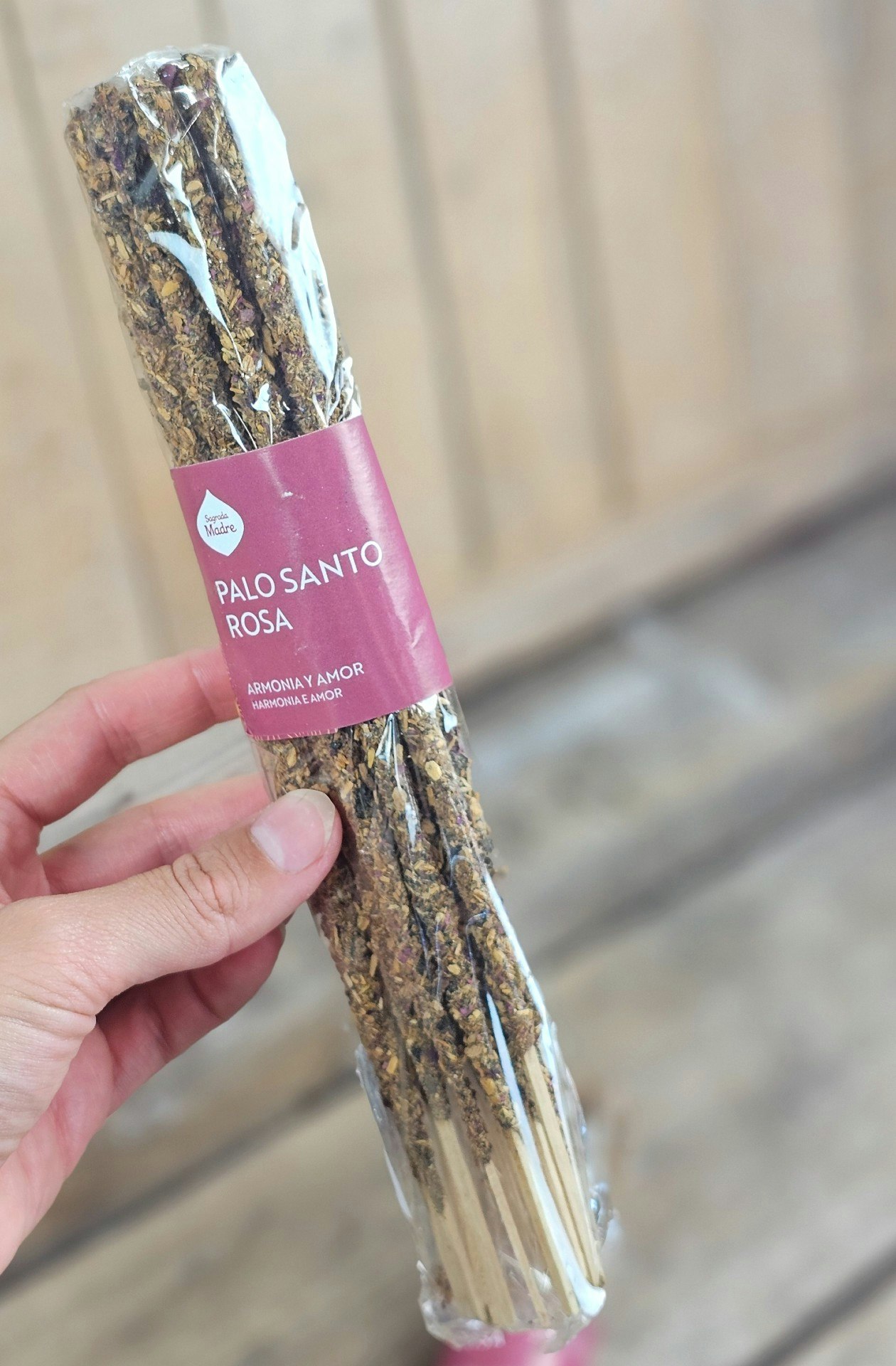 Sagrada Madre Line x 20 (Savings Pack) - Palo Santo med Rosor, rökelsepinnar
