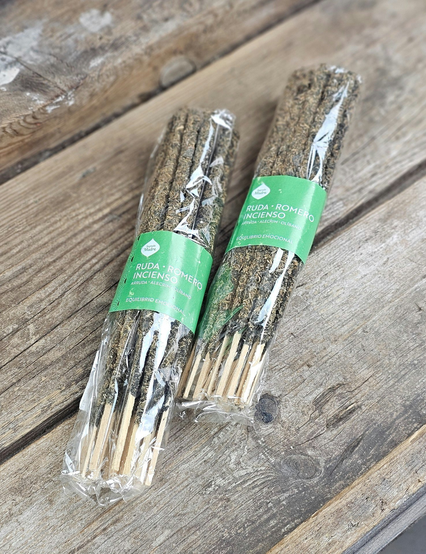 Sagrada Madre Line x 20 (Savings Pack) - Vinruta, Rosmarin & Frankincense, rökelsepinnar