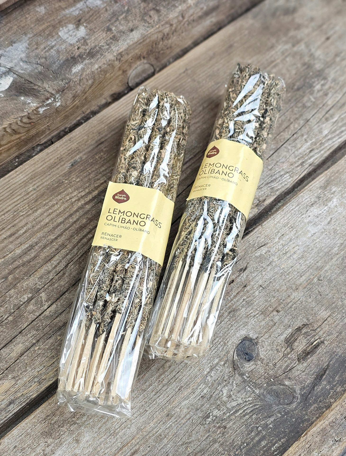 Sagrada Madre Line x 20 (Savings Pack) - Lemongrass & Olibanum, rökelsepinnar