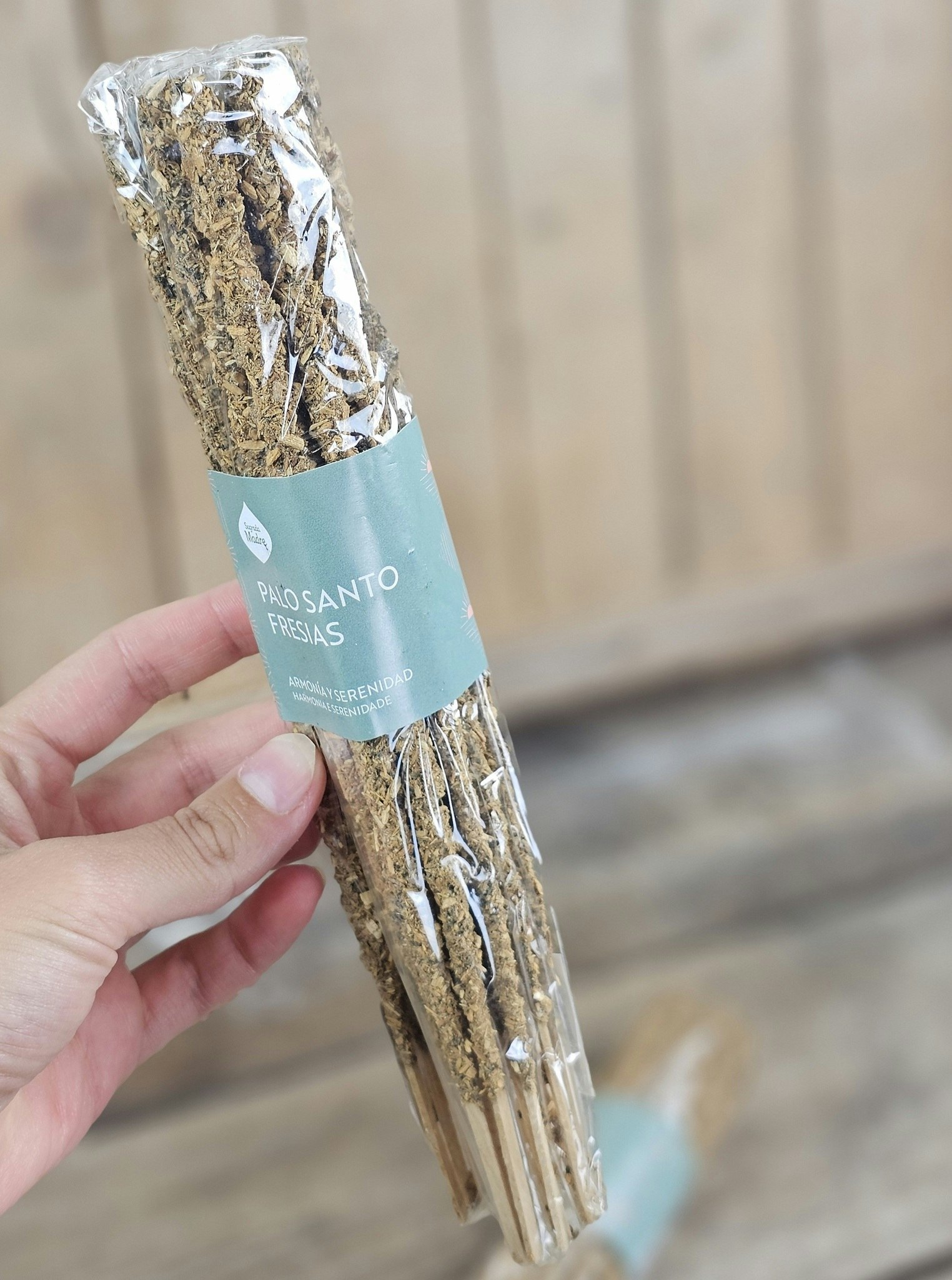 Sagrada Madre Line x 20 (Savings Pack) - Palo Santo med Fresias, rökelsepinnar