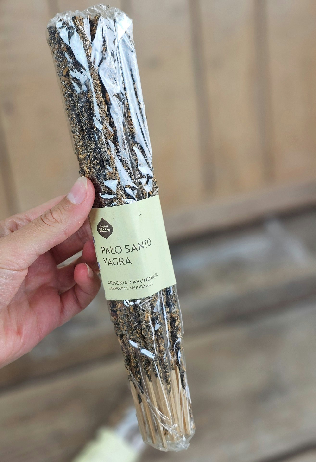 Sagrada Madre Line x 20 (Savings Pack) - Palo Santo med Yagra, rökelsepinnar
