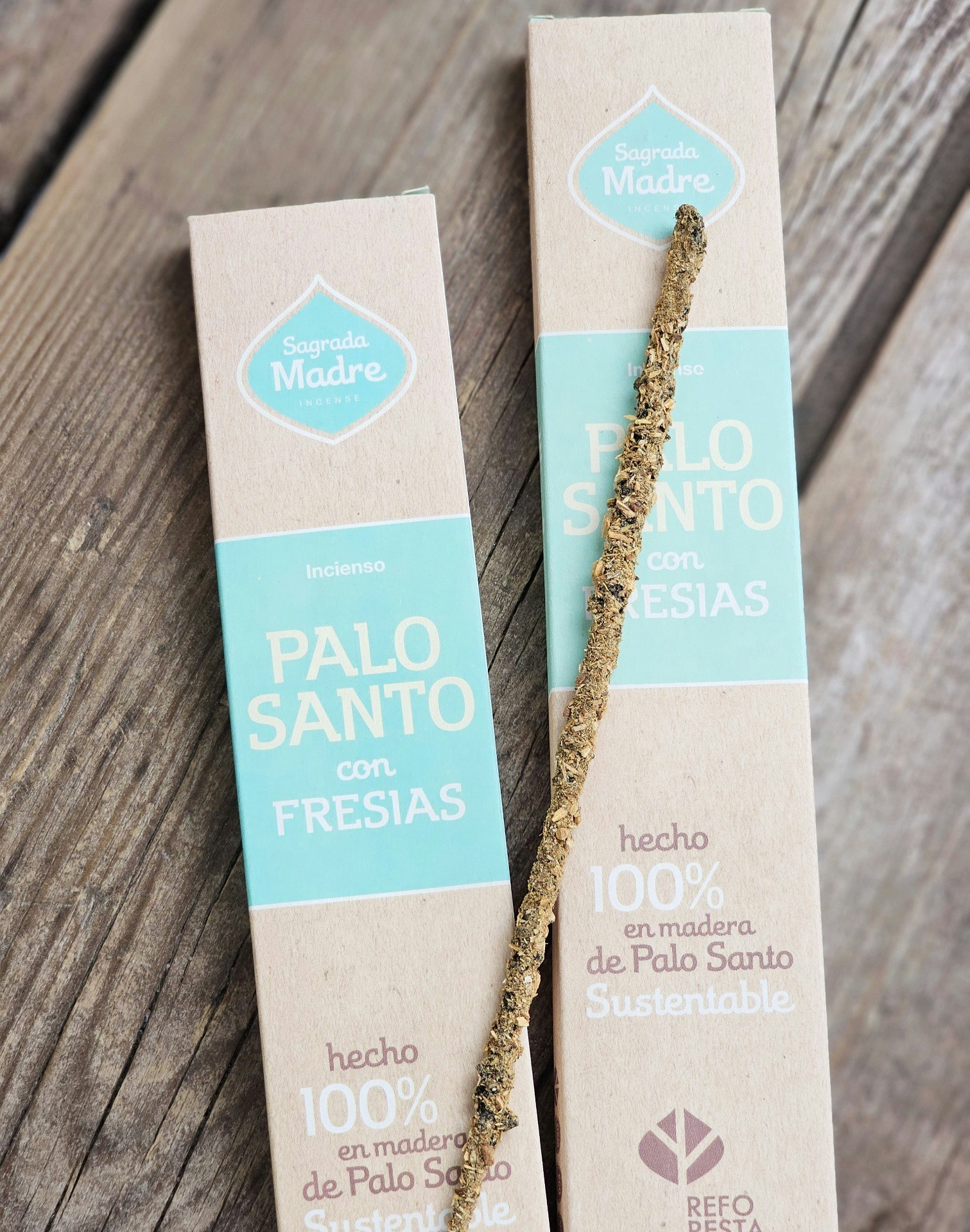 Sagrada Madre - Palo Santo med Fresias, rökelsepinnar
