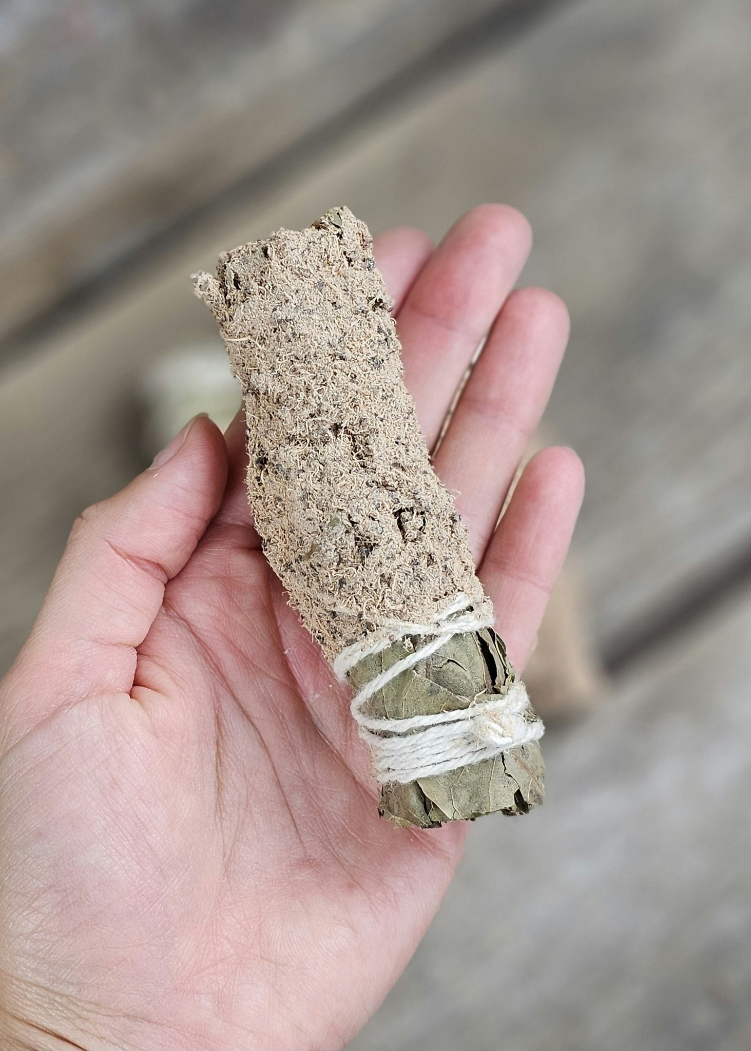 Sagrada Madre Sahumitos - Smudge Sandalwood