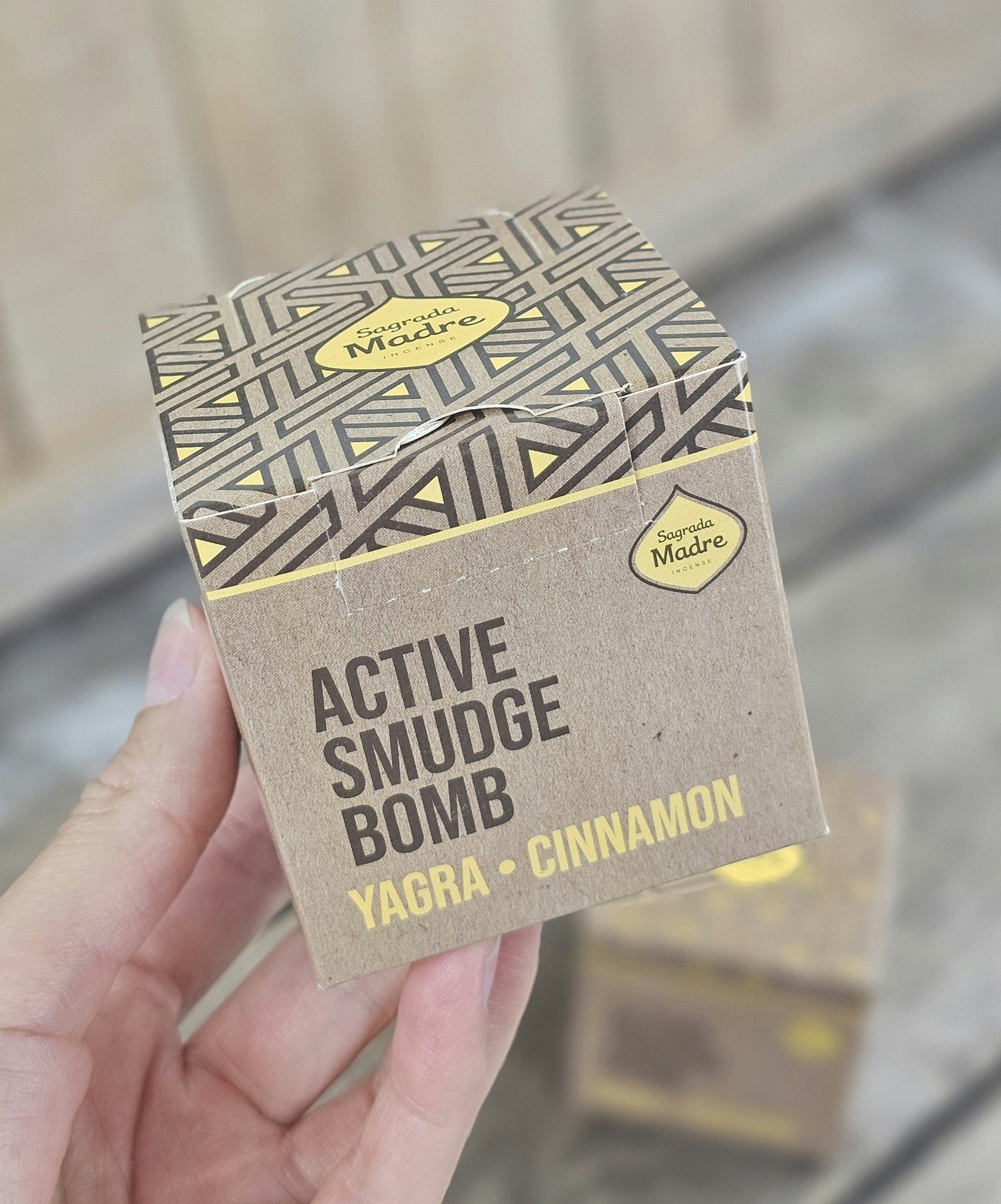 Sagrada Madre - Bombitas, Yagra & Kanel rökelsebollar 8-pack