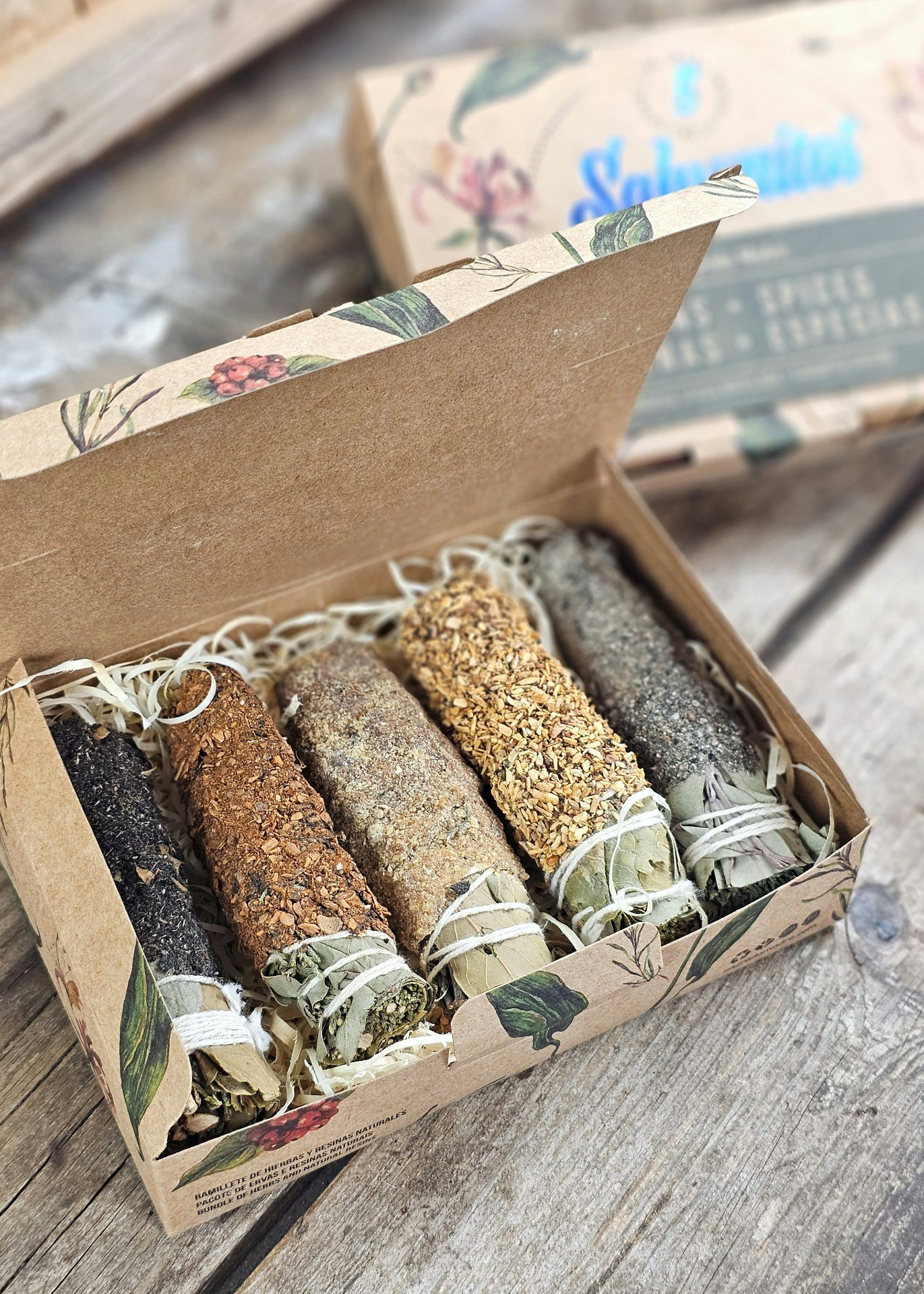 Sagrada Madre Sahumitos - Smudge Box x 5 Resins & Spices